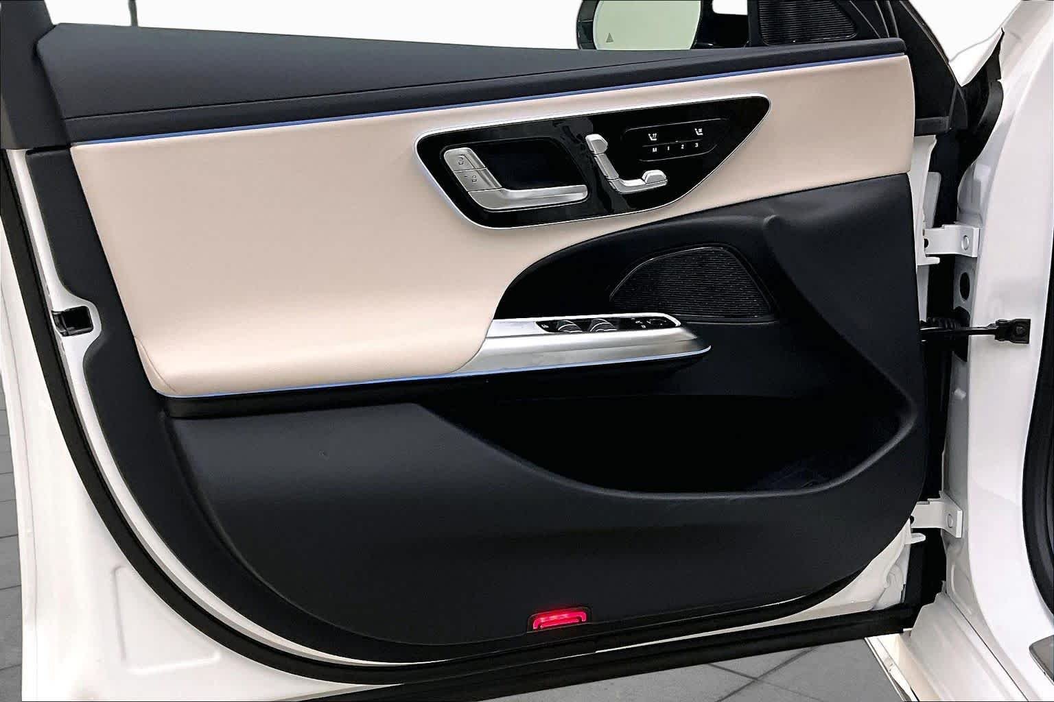 New 2026 Polar White Mercedes-Benz E 450 image 10