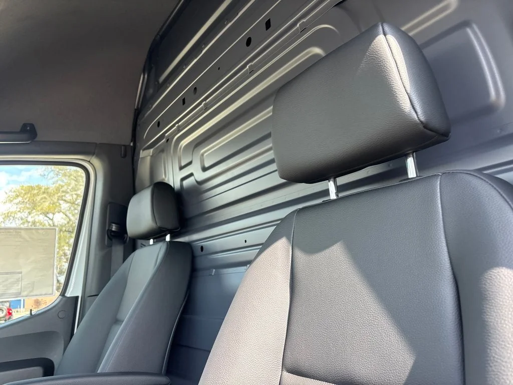 2025 Mercedes-Benz Sprinter Cargo Van Base - Photo 9