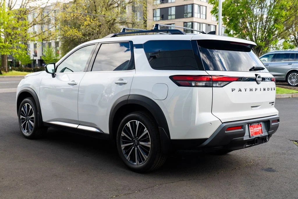 New 2026 Everest White Pearl TriCoat Nissan Platinum image 4