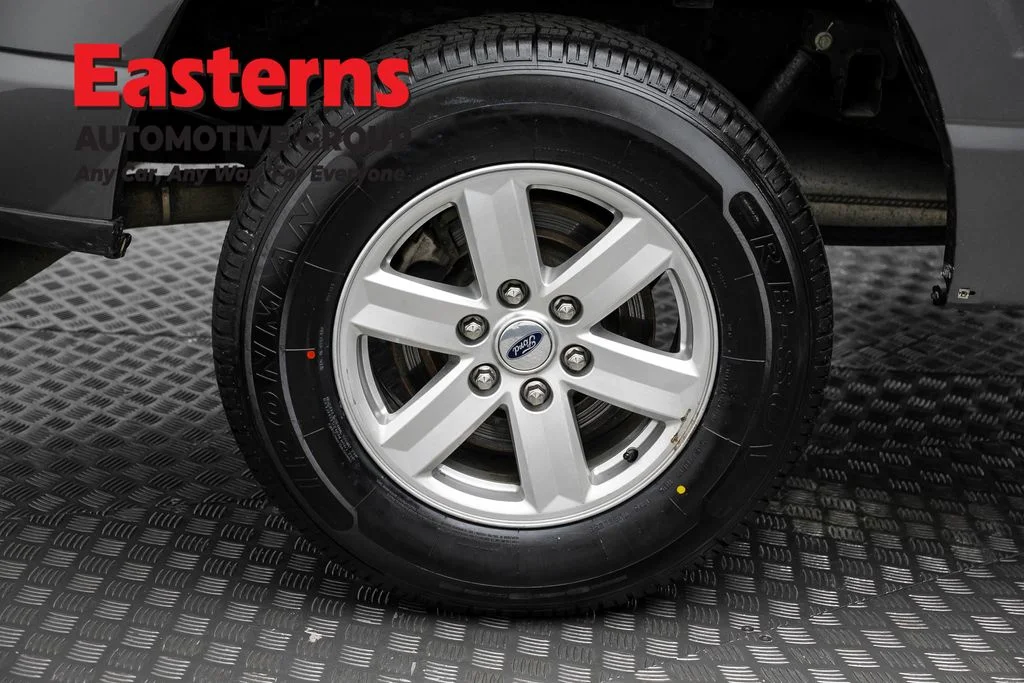 Used 2022 Gray Ford XL image 27