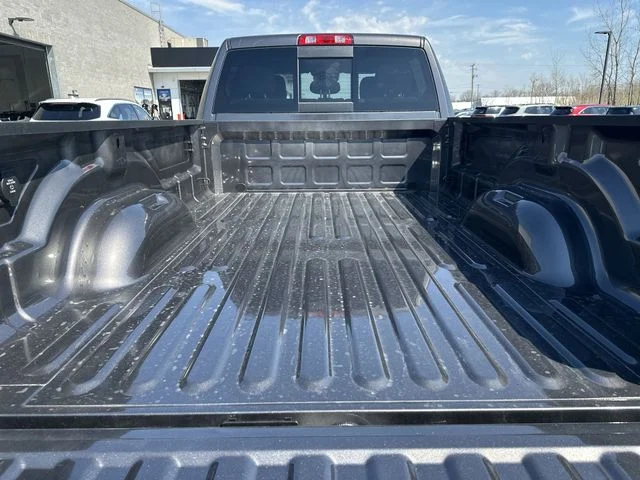 New 2026 Granite Crystal Metallic Clear-Coat Exterior Paint RAM Tradesman image 21