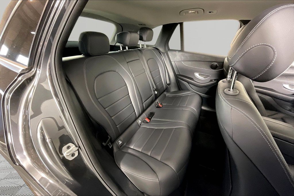 Used 2022 Black Mercedes-Benz GLC 300 image 21