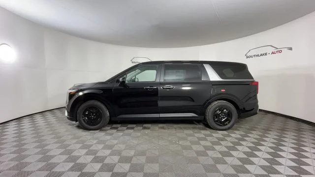 New 2026 Aurora Black Pearl Kia LXS image 5