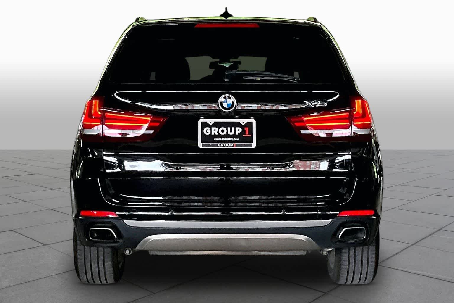 Used 2018 Jet Black BMW sDrive35i image 4