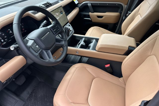 New 2026 Borasco Grey Land Rover S image 9