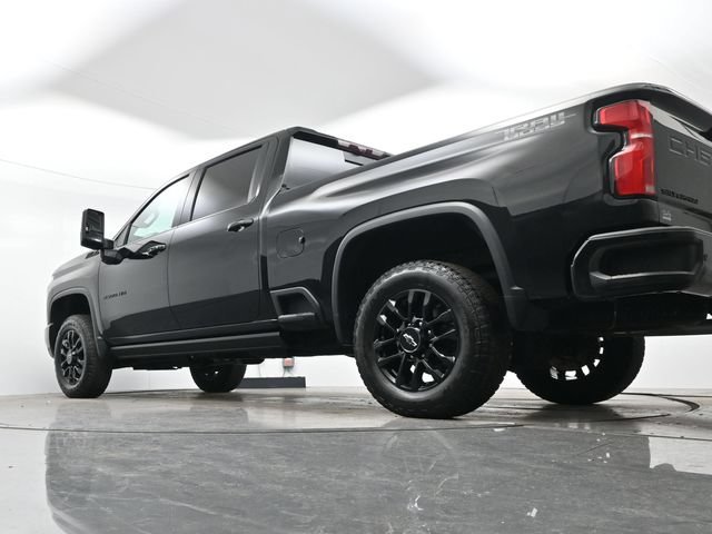 Used 2025 Black Chevrolet LTZ image 29