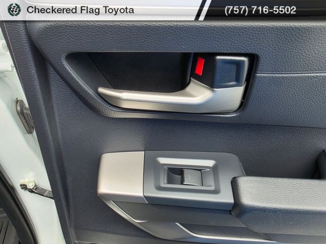 Used 2022 White Toyota SR5 image 48