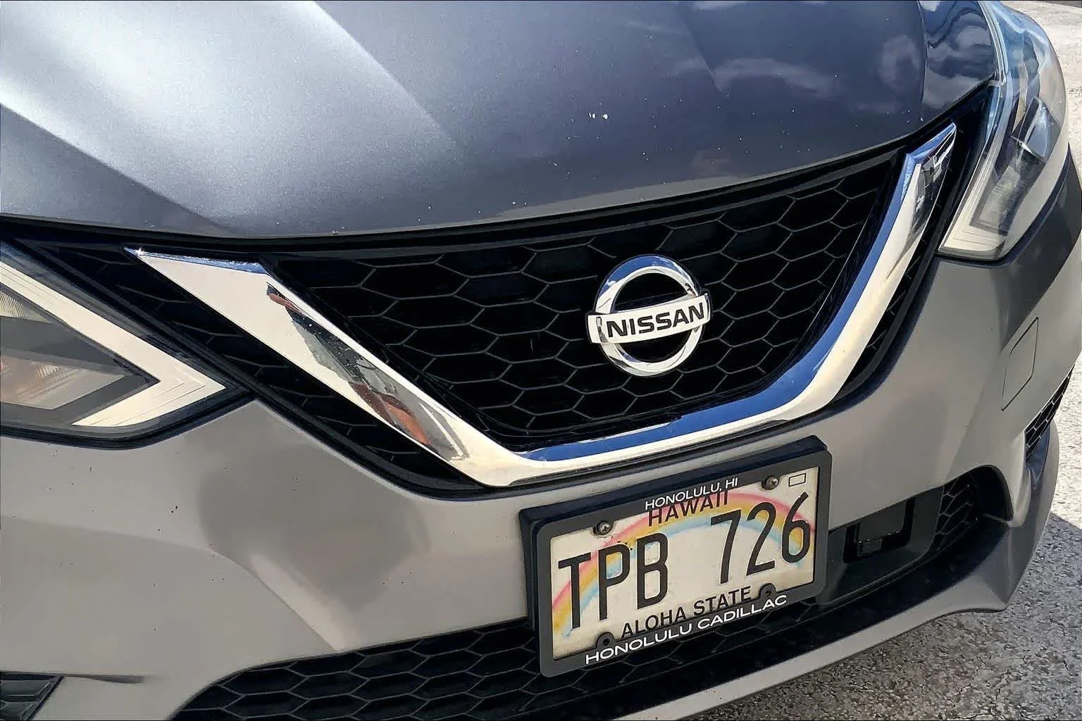 Used 2018 Gray/gray Nissan SV image 33