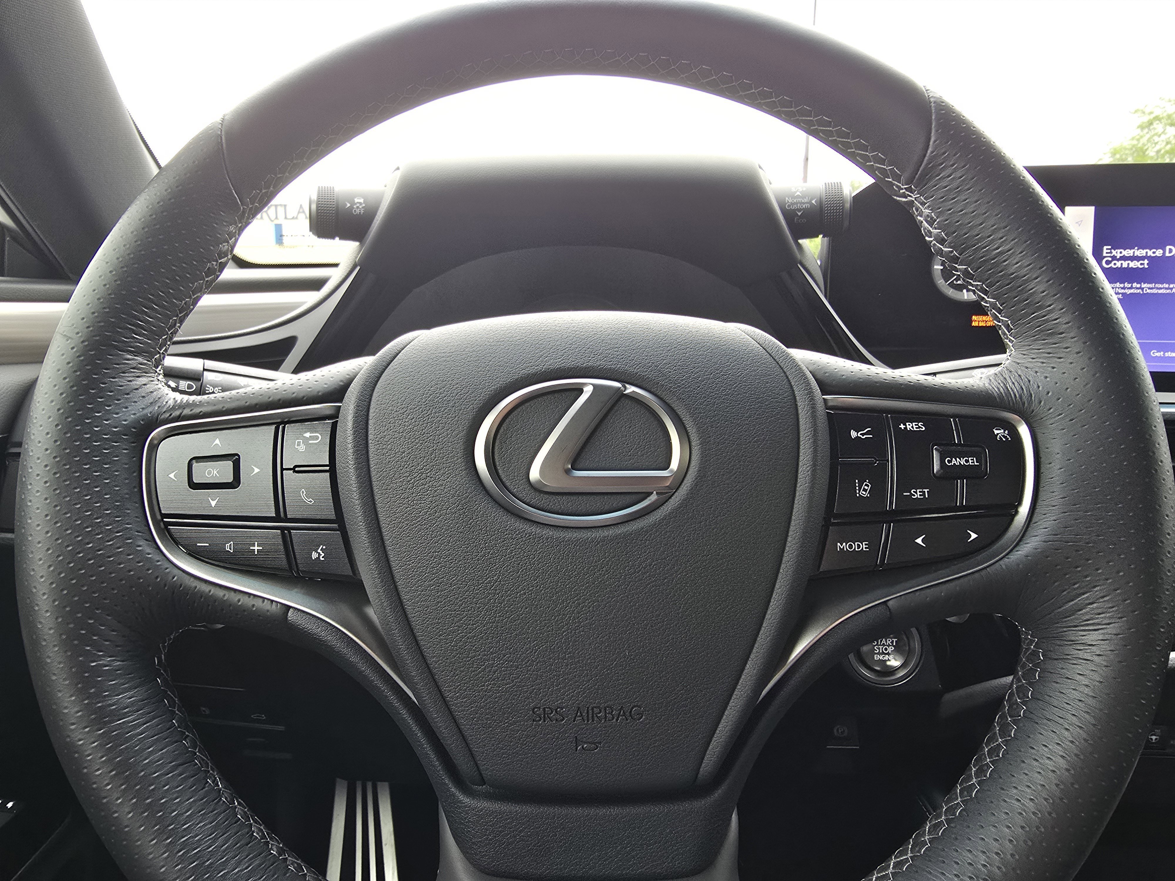 Used 2023 Matador Red Mica Lexus ES 350 F SPORT Handling image 22