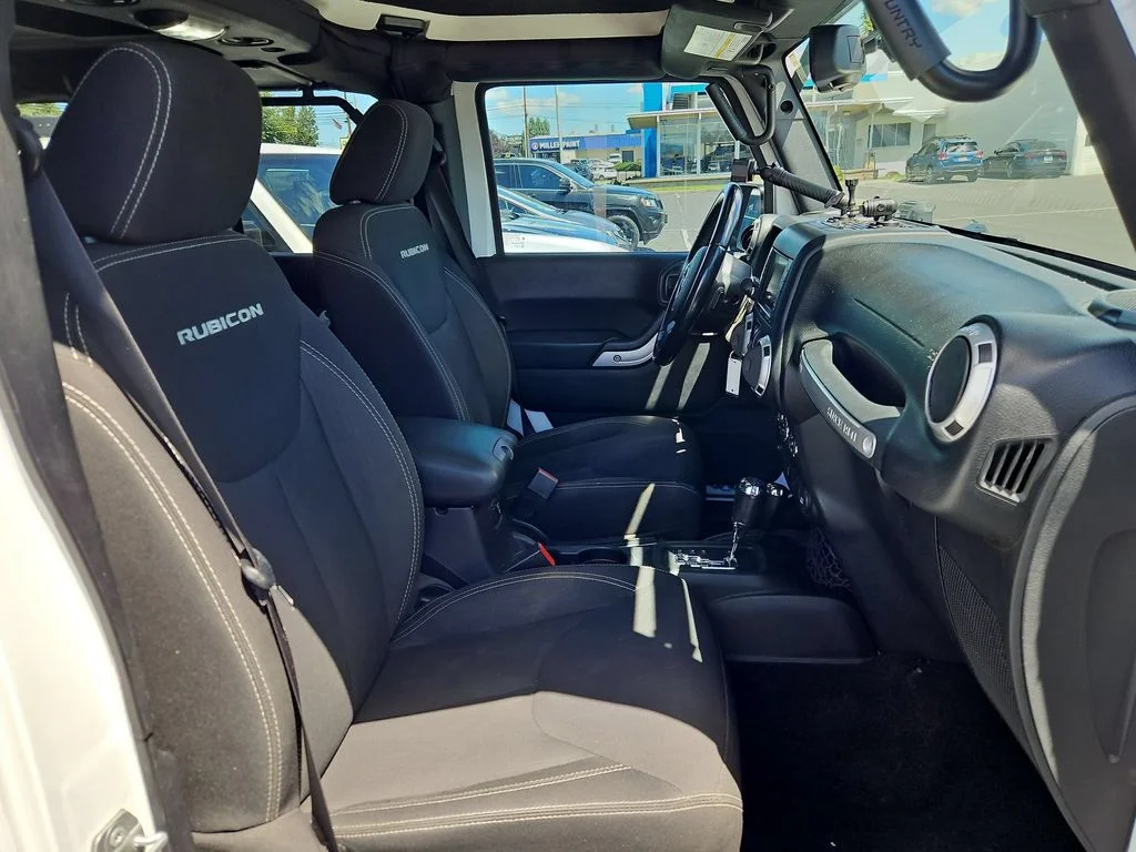 Used 2018 Granite Crystal Metallic Clearcoat Jeep Unlimited Rubicon image 27