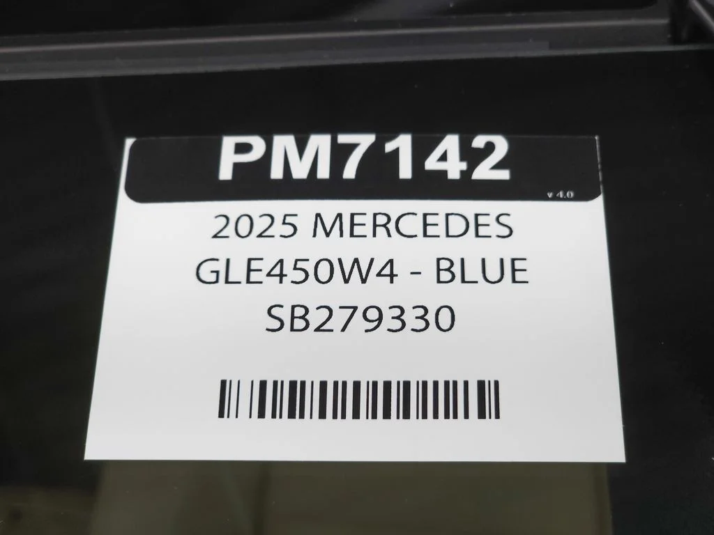 Used 2025 Twilight Blue Metallic Mercedes-Benz GLE 450e image 37