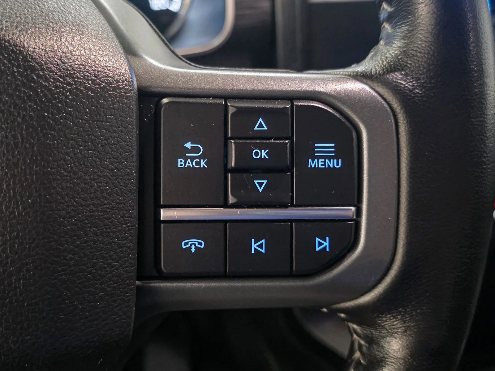 Used 2022 Silver Ford XLT image 36