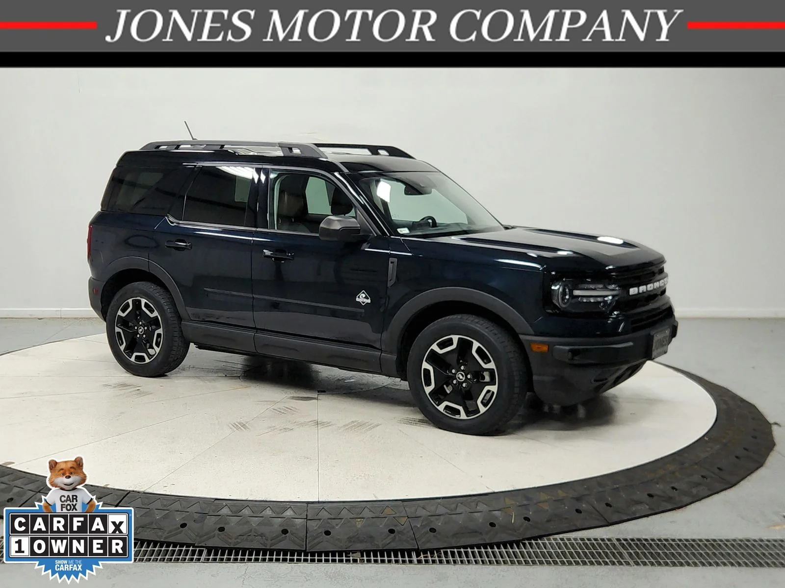 Used 2022 Blue Ford Outer Banks image 1