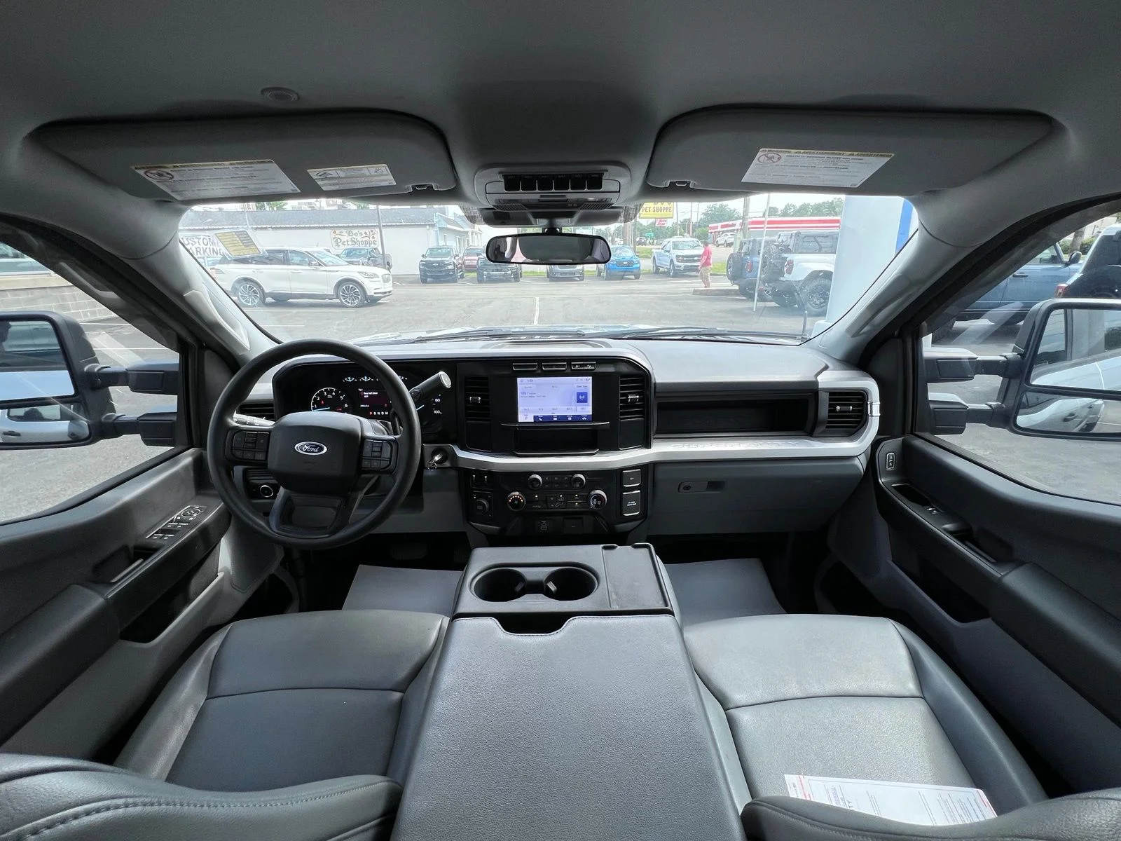 Used 2023 Silver Ford XL image 41