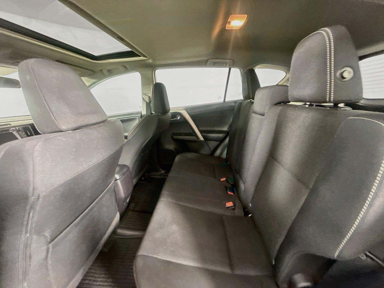 Used 2016 Silver Sky Metallic Toyota XLE image 29