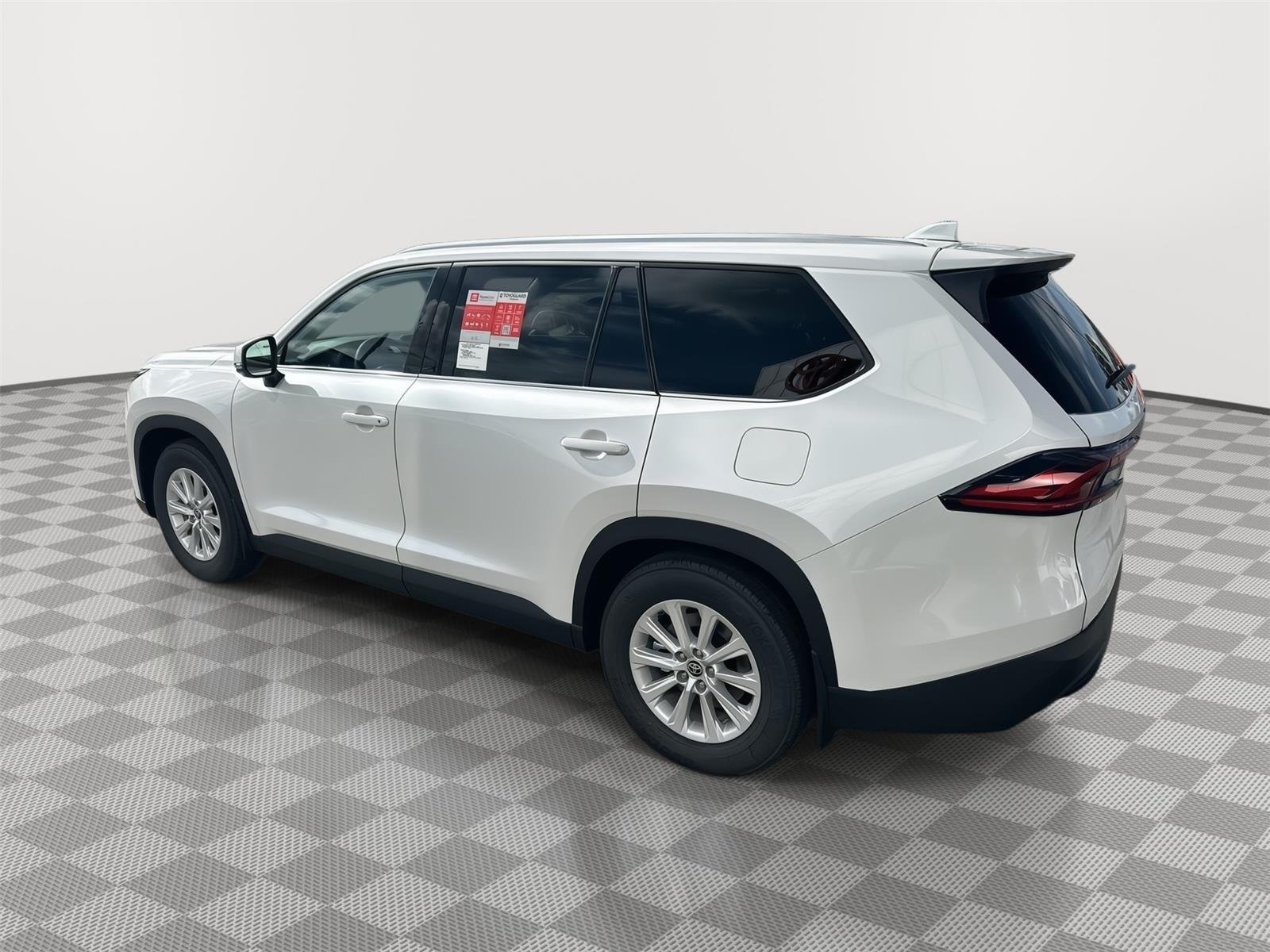 New 2026 Wind Chill Pearl <sup>1</sup> Toyota  XLE image 7