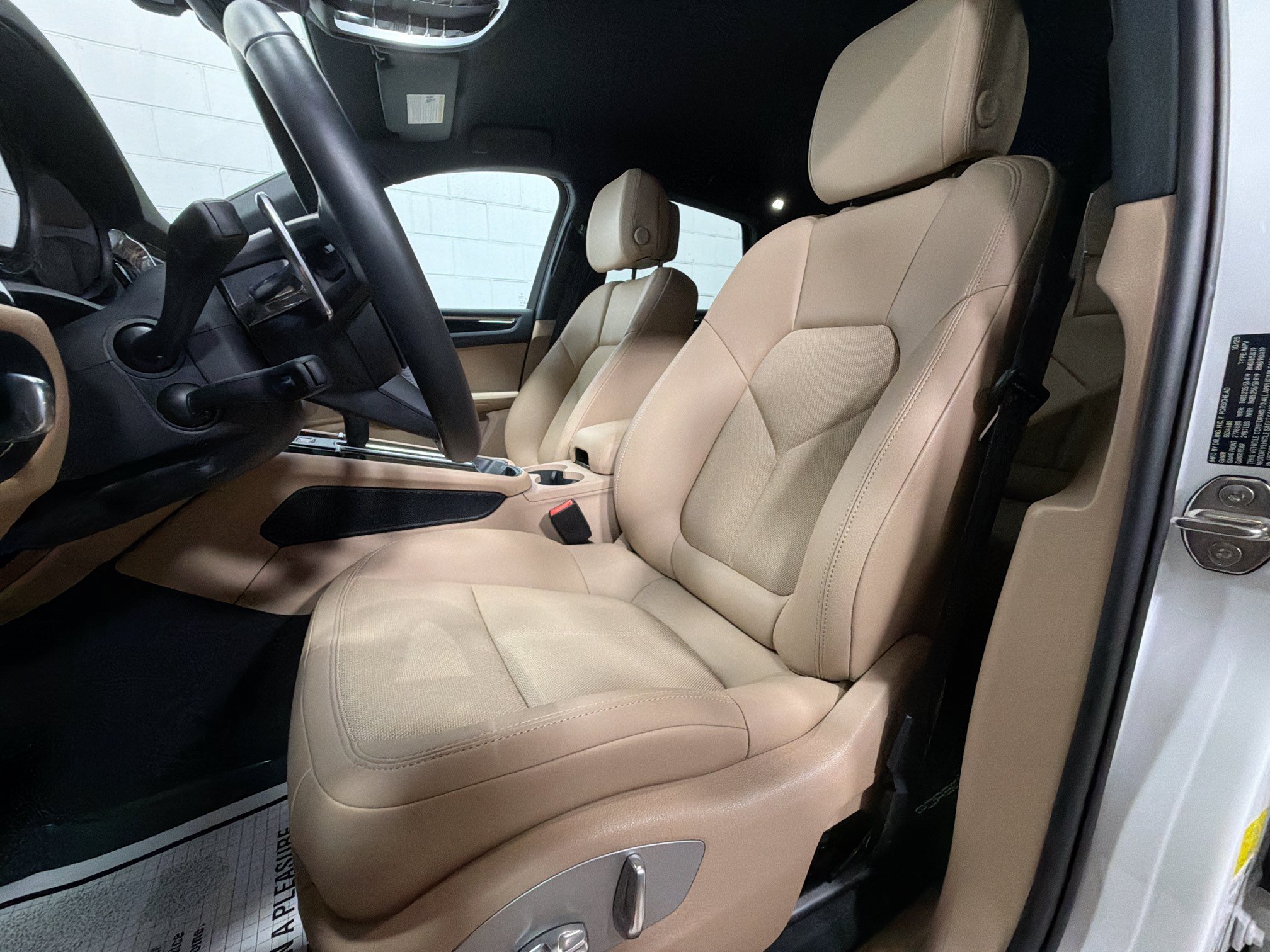 Certified Used 2026 White Porsche  image 5