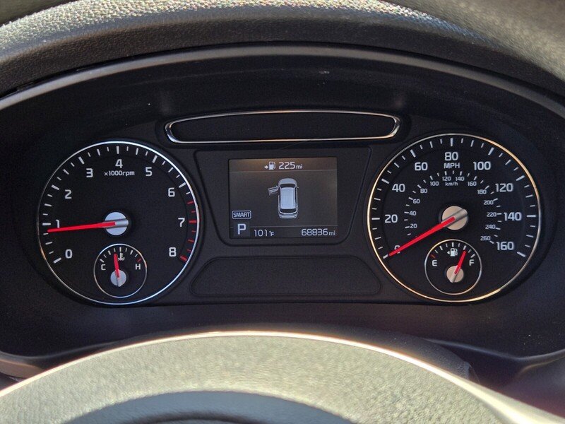Used 2020 Ebony Black KIA L FWD image 20