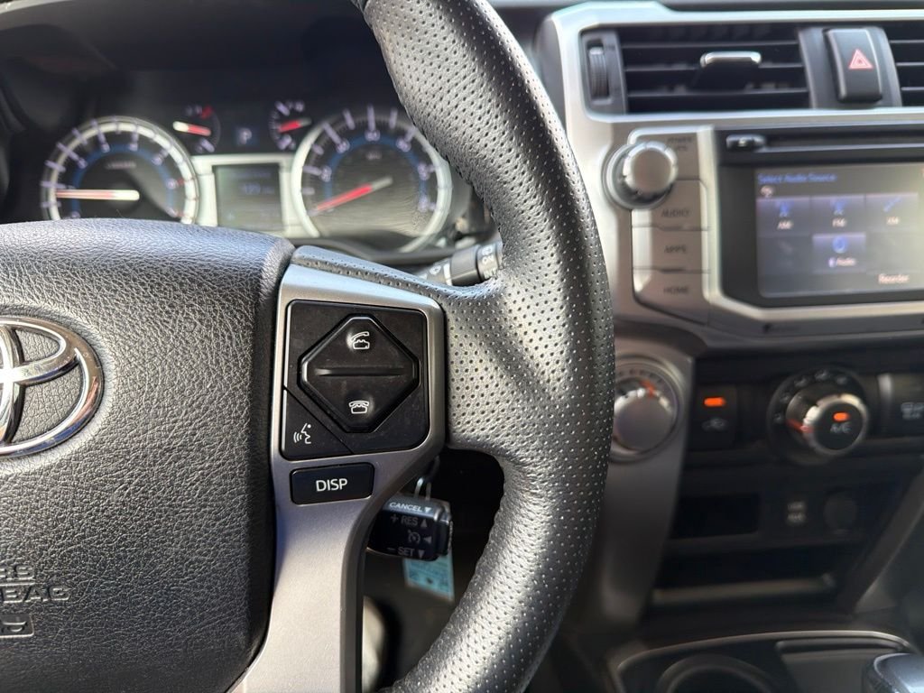 Used 2019 White Toyota SR5 image 20