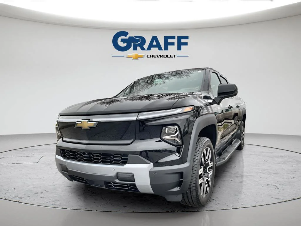 2026 Chevrolet Silverado EV LT Standard Range's photo