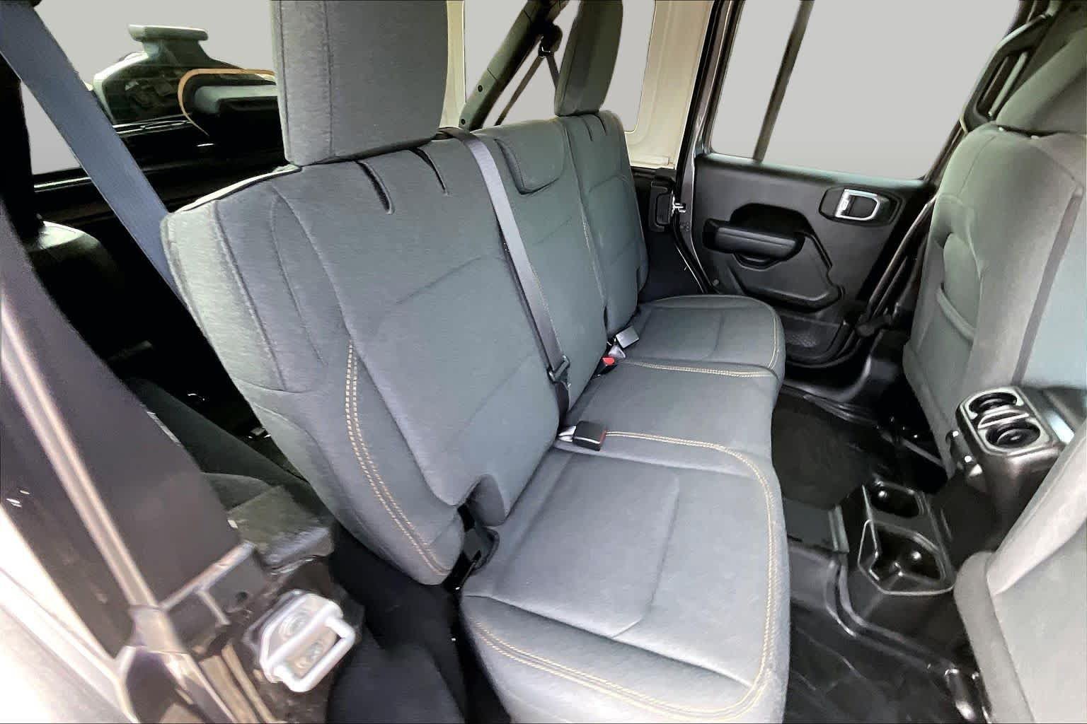 Used 2025 Granite Crystal Metallic Clearcoat Jeep Willys image 19