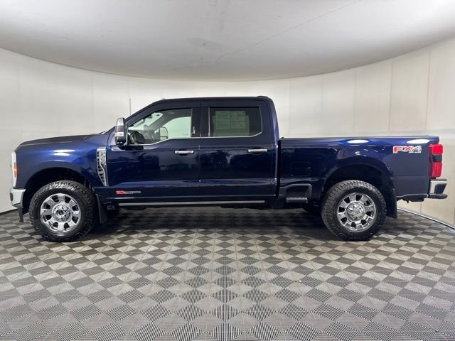 Used 2024 Blue Ford King Ranch image 7