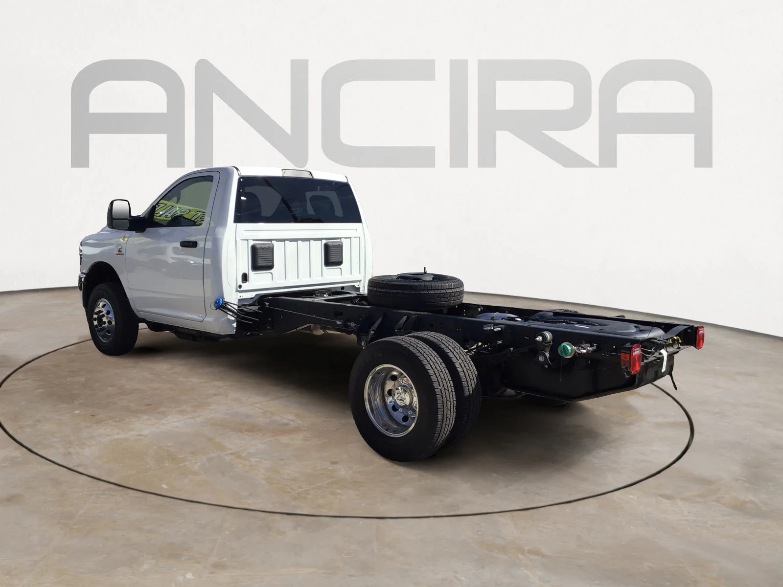 2026 RAM 3500 Chassis Tradesman - Photo 8