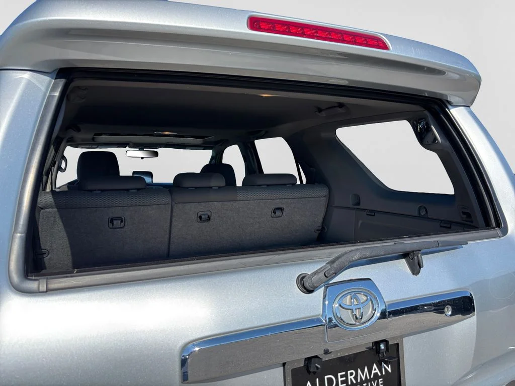 Used 2008 Silver Toyota SR5 image 53