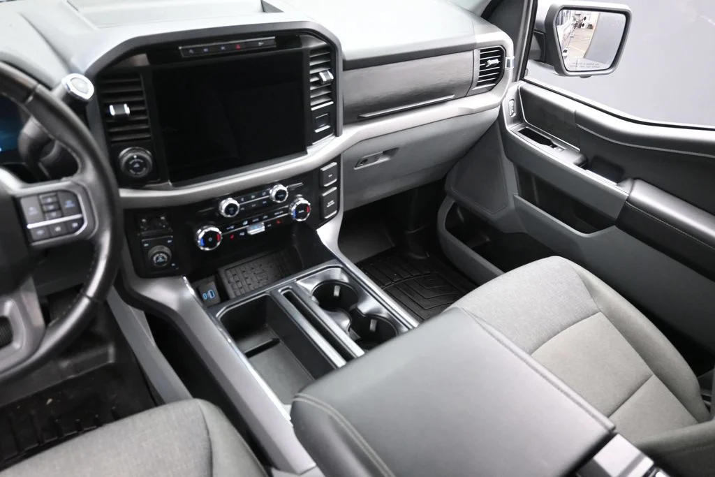 Used 2024 Gray Ford XLT image 15