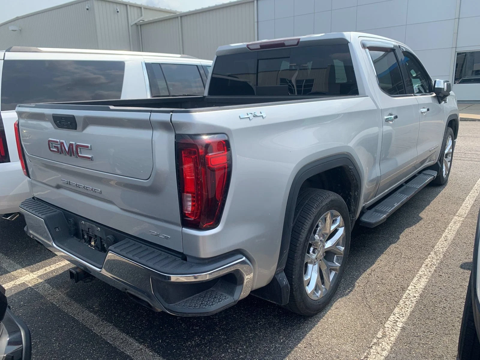 Used 2020 QUICKSILVER METALLIC GMC SLT image 2