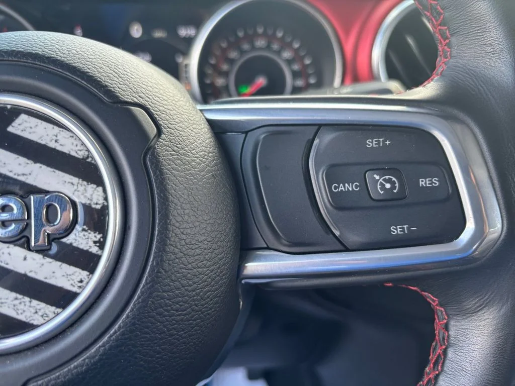 Used 2021 White Jeep Rubicon image 34