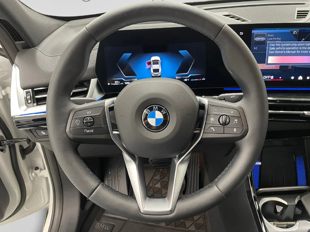 Used 2026 Alpine White BMW xDrive28i image 12