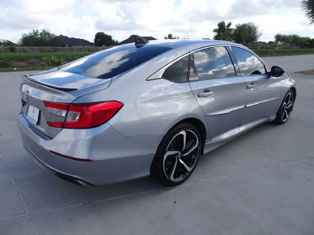 Used 2021 Lunar Silver Metallic Honda Sport image 4
