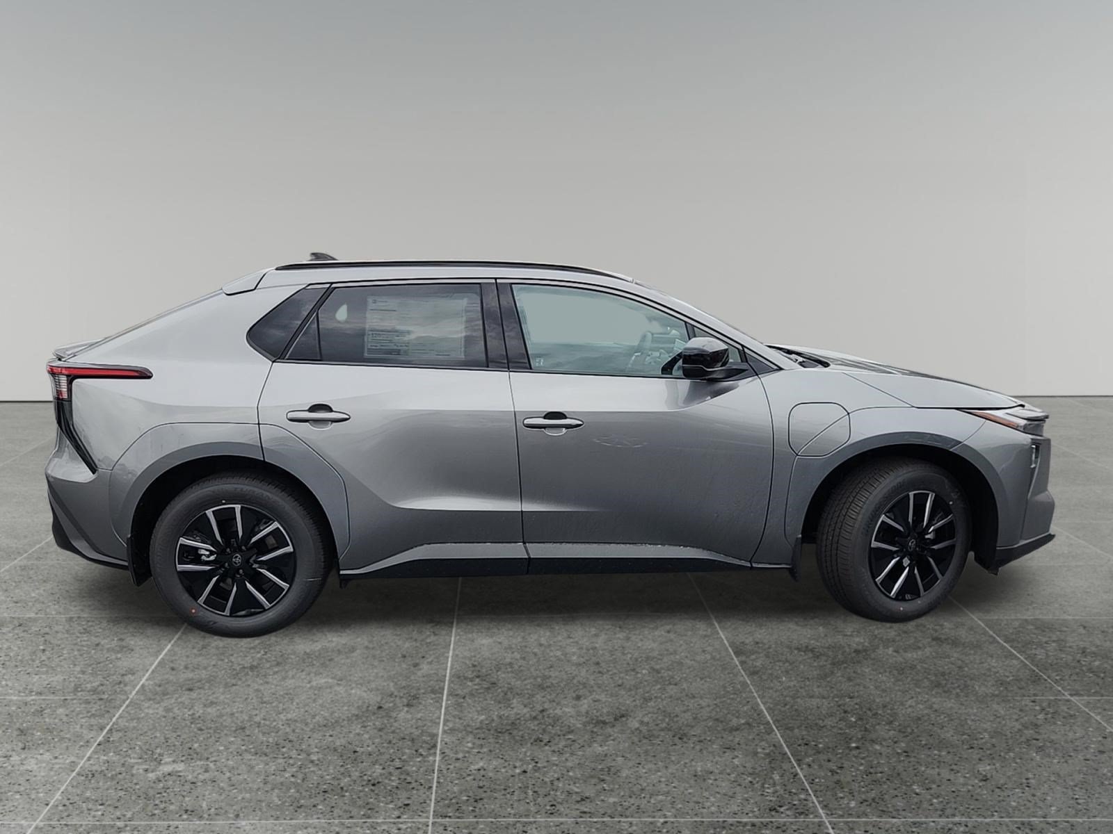New 2026 Heavy Metal <sup>1</sup> Toyota  XLE image 8
