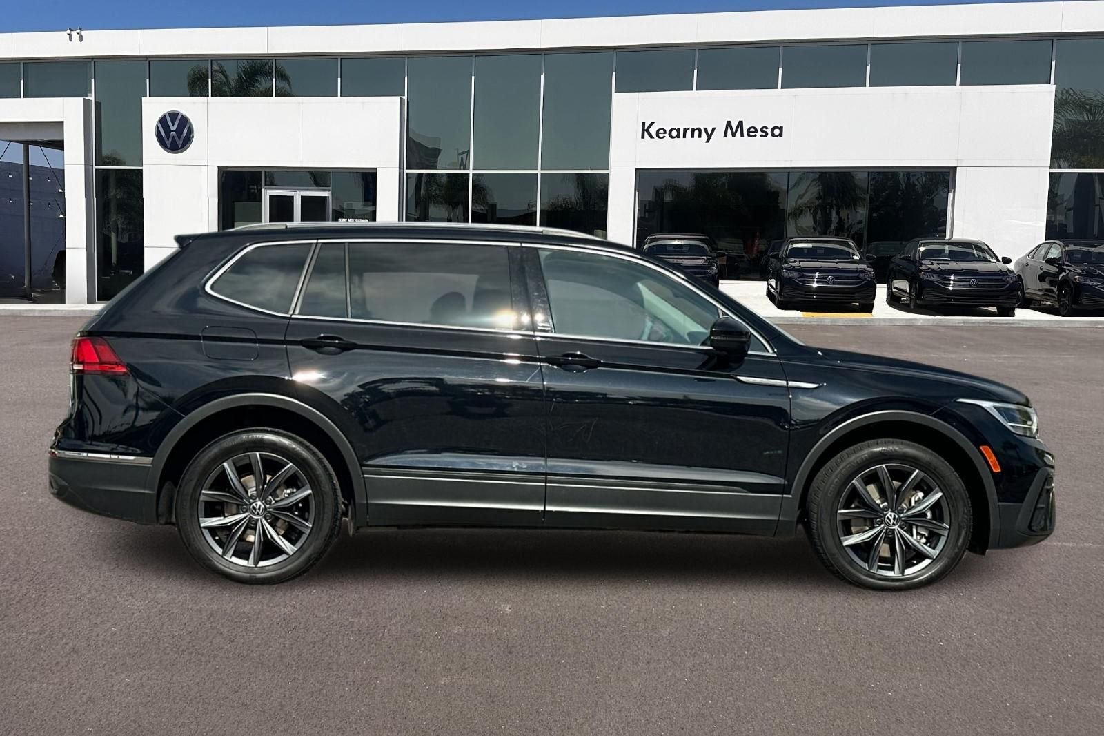 Certified Used 2022 Deep Black Volkswagen 2.0T SE image 3