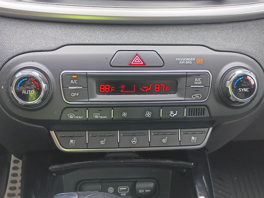 Used 2019 Snow White Pearl Kia SX Limited image 23