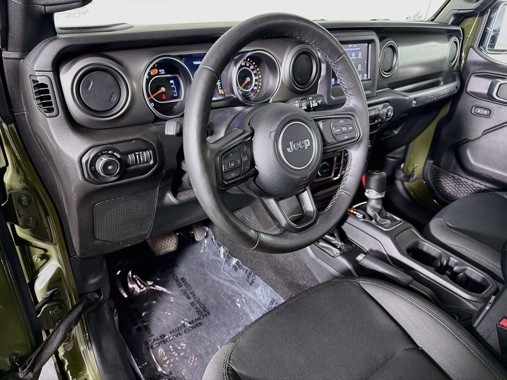 Used 2021 Green Jeep Unlimited Willys image 9