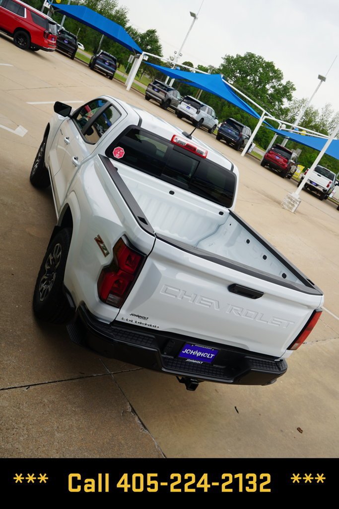 New 2026 Summit White Chevrolet Z71 image 11