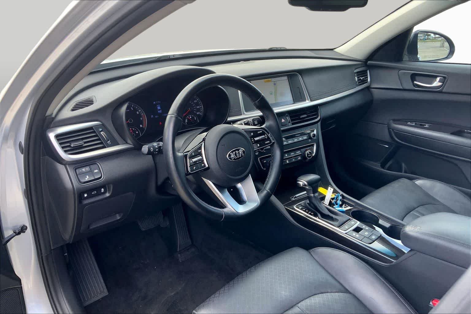 Used 2020 Sparkling Silver Kia EX Premium image 17