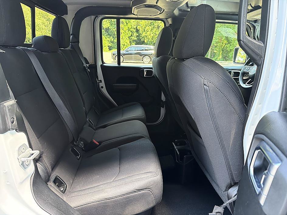 Used 2023 Bright White Clearcoat Jeep Sport S image 19