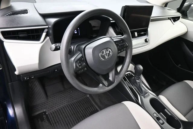 Used 2026  Toyota LE image 21