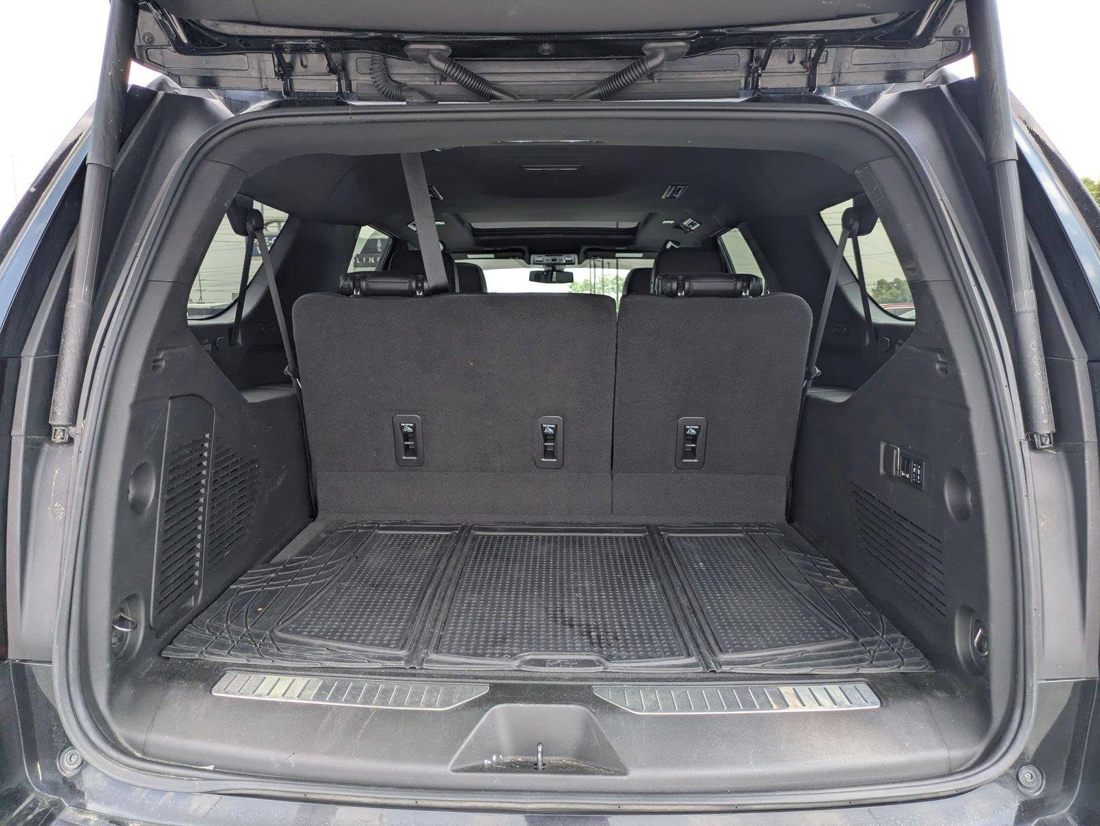 Used 2022 Onyx Black GMC Denali image 32