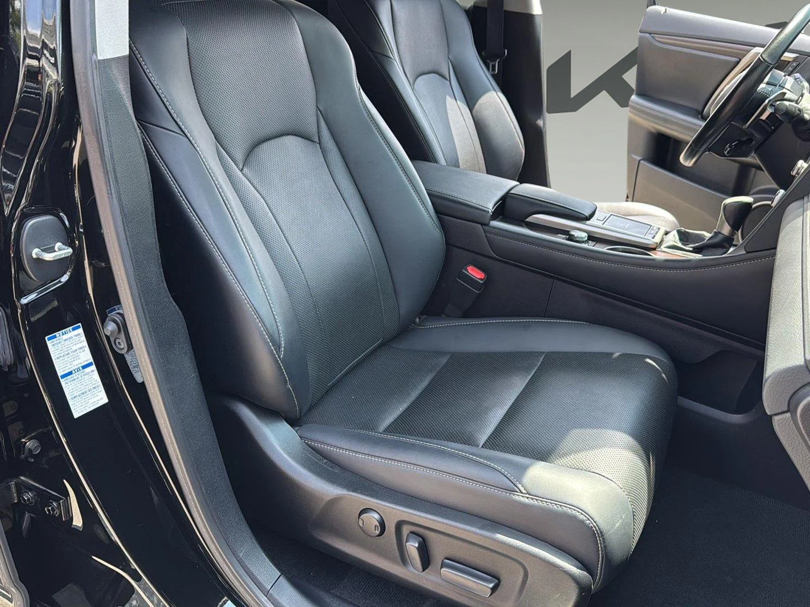 Used 2020 Obsidian Lexus RX 350 image 31