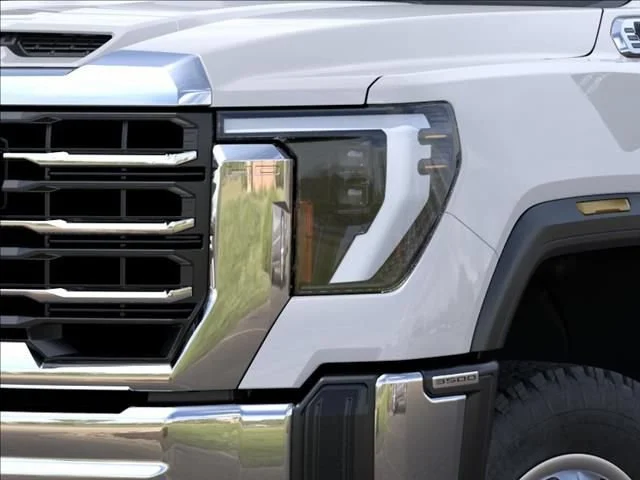 2026 GMC Sierra 3500 Chassis Cab Pro - Photo 10