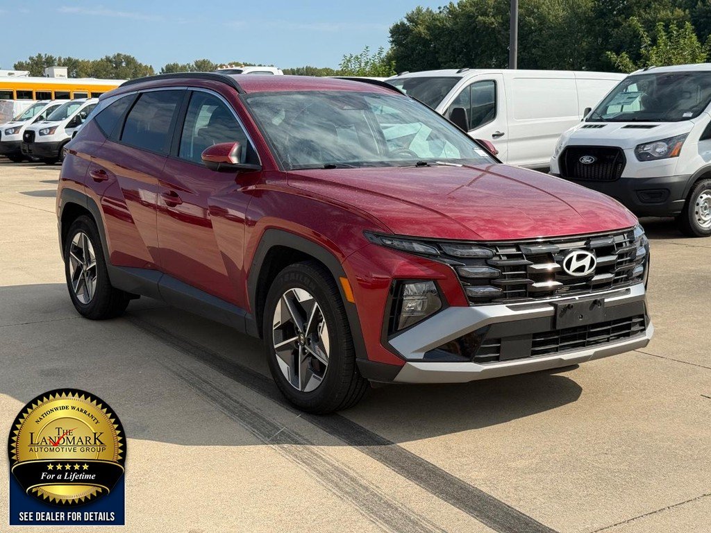 Used 2025 Ultimate Red Hyundai SEL FWD image 3