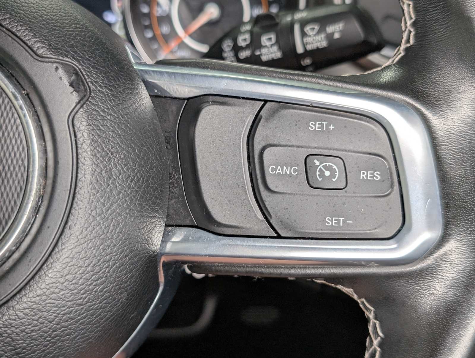 2022 Jeep Wrangler Unlimited Sahara - Photo 35
