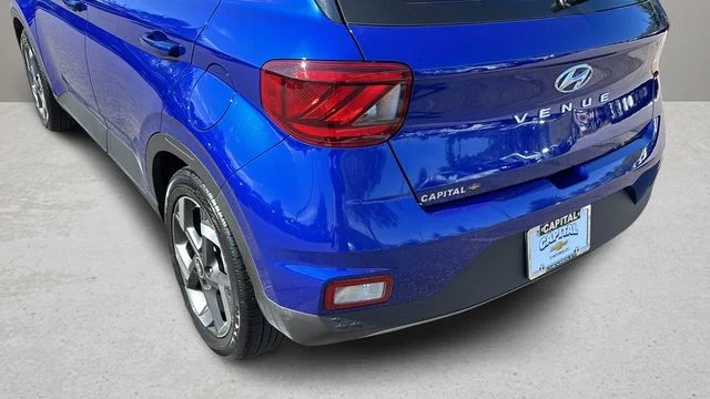Used 2025 Blue Hyundai SEL image 38