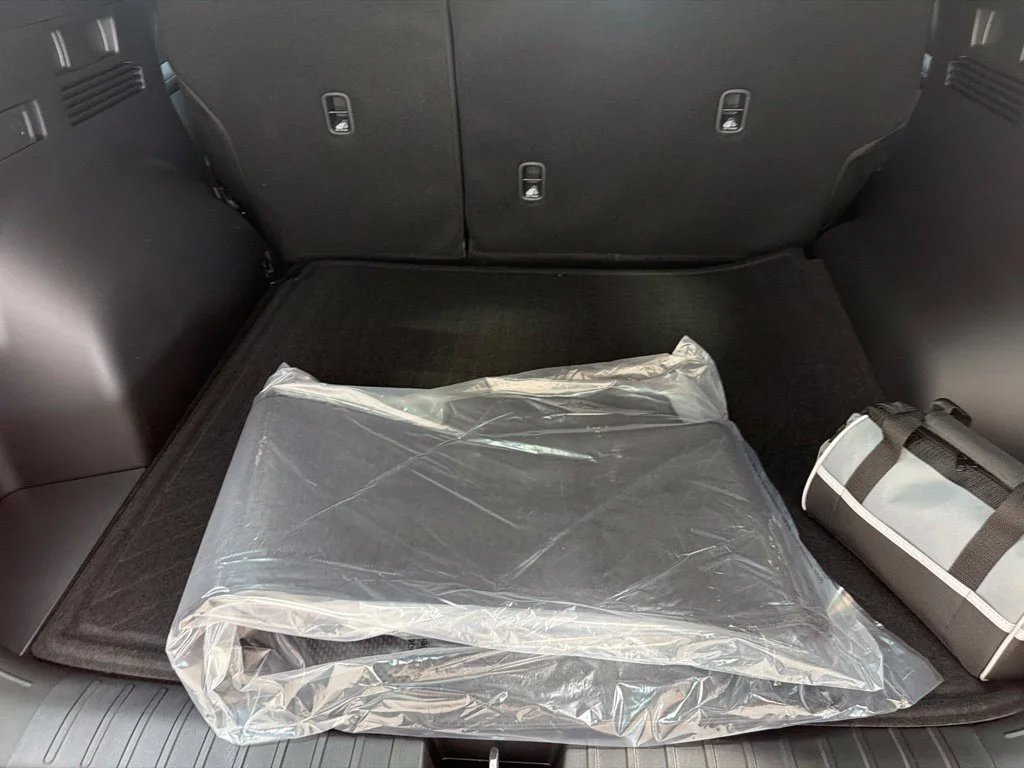 New 2026 Hampton Gray Hyundai SEL Plus image 9