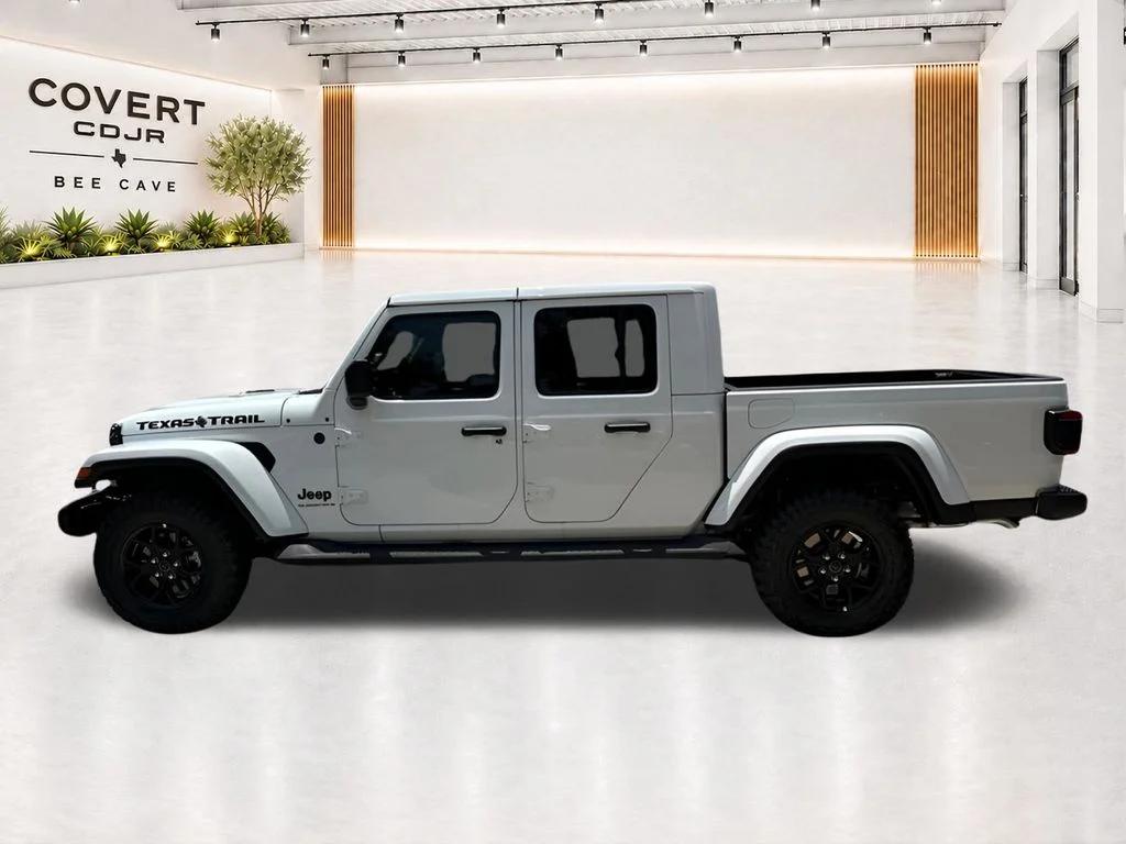 New 2026 Bright White Clear-Coat Exterior Paint Jeep Texas Trail image 7