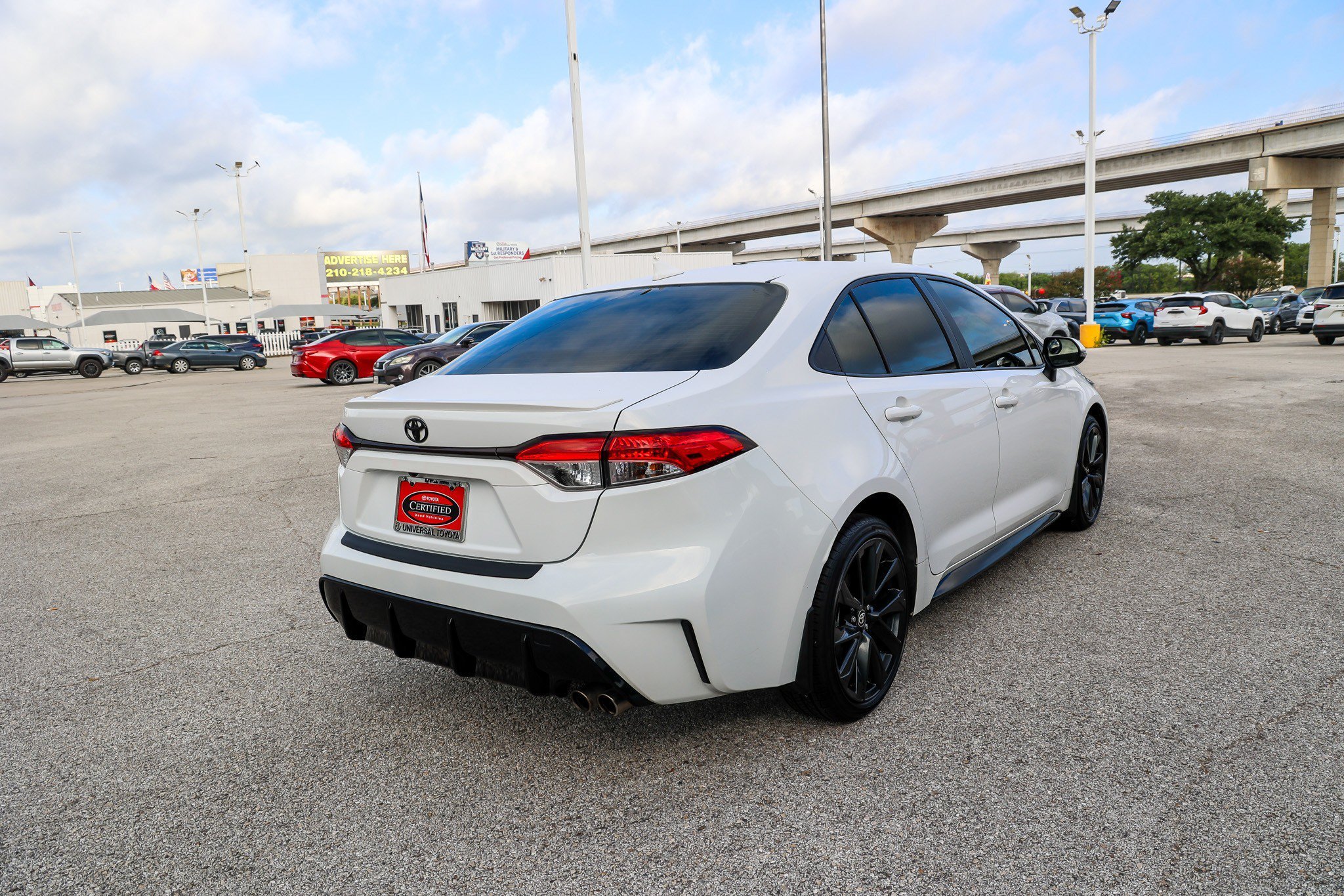 Used 2025 ICE CAP Toyota Hybrid SE image 6